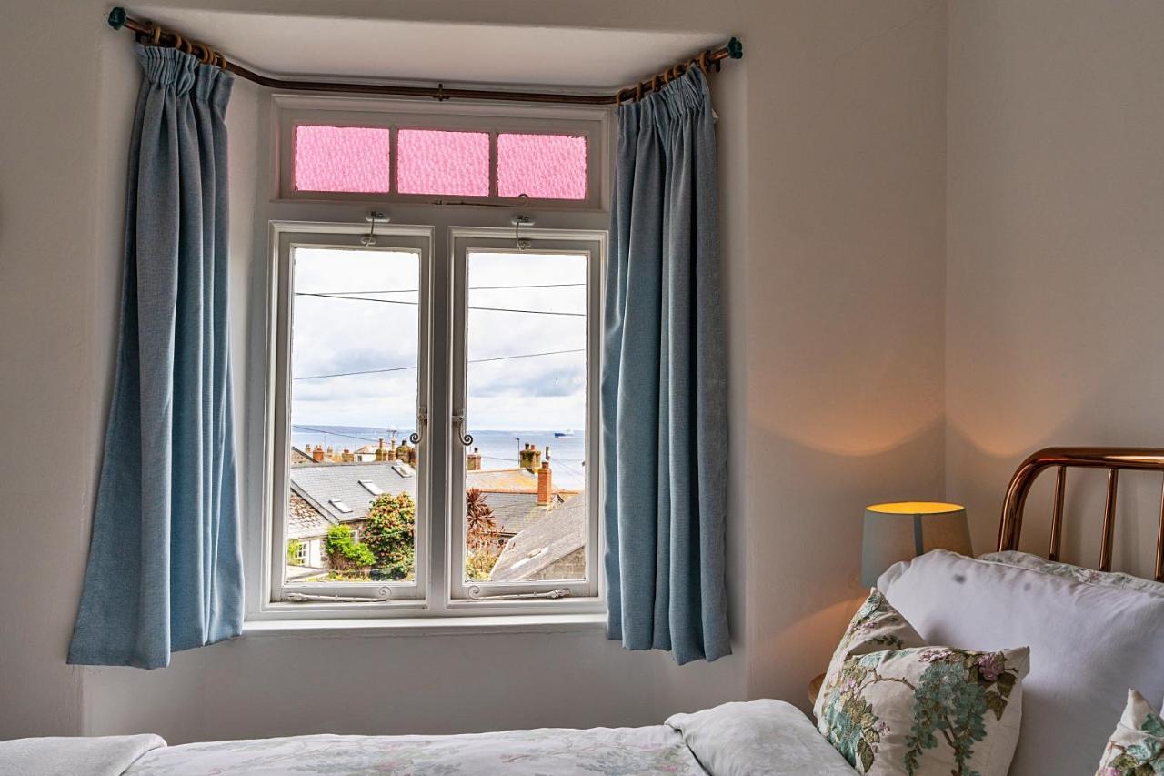 Finest Retreats - Cosy Mousehole Cottage With Sea Views Экстерьер фото
