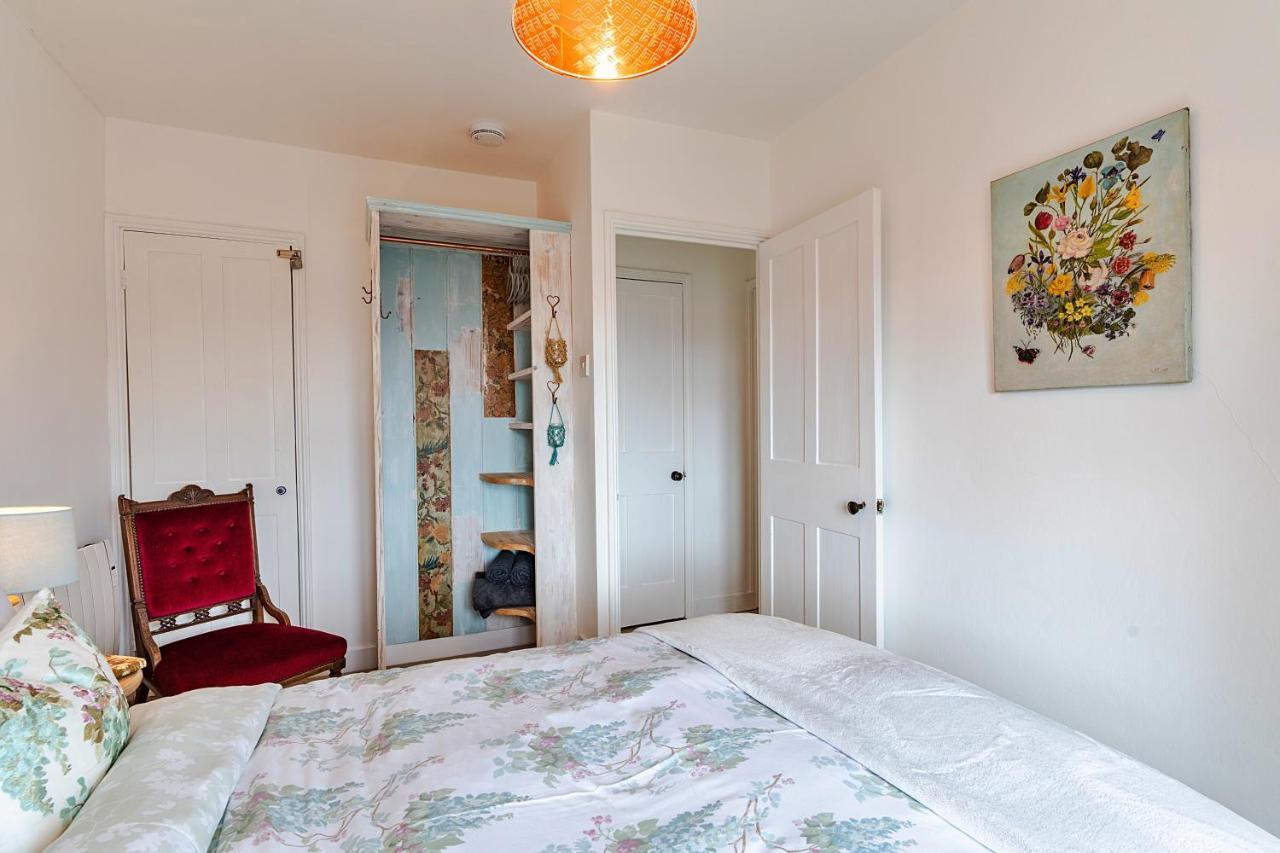 Finest Retreats - Cosy Mousehole Cottage With Sea Views Экстерьер фото