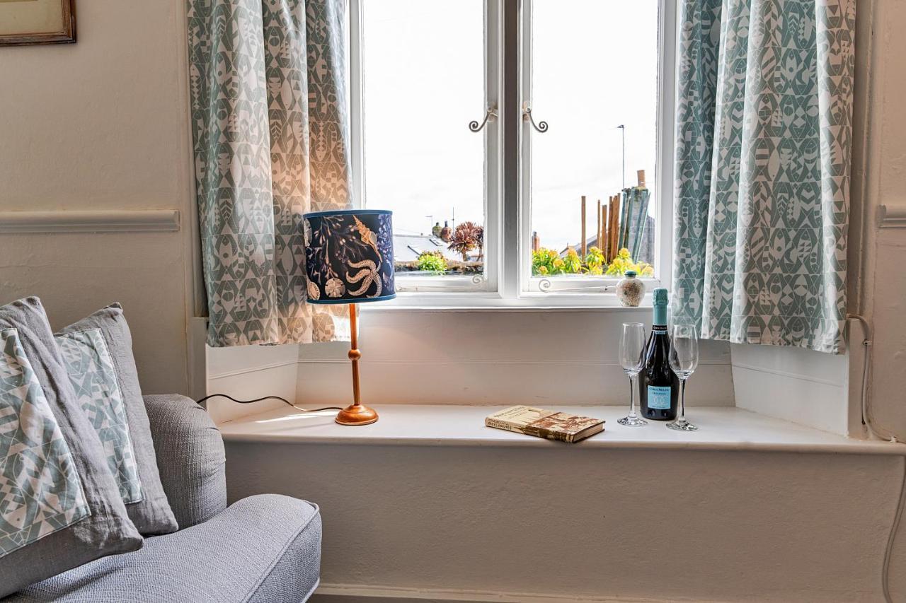 Finest Retreats - Cosy Mousehole Cottage With Sea Views Экстерьер фото