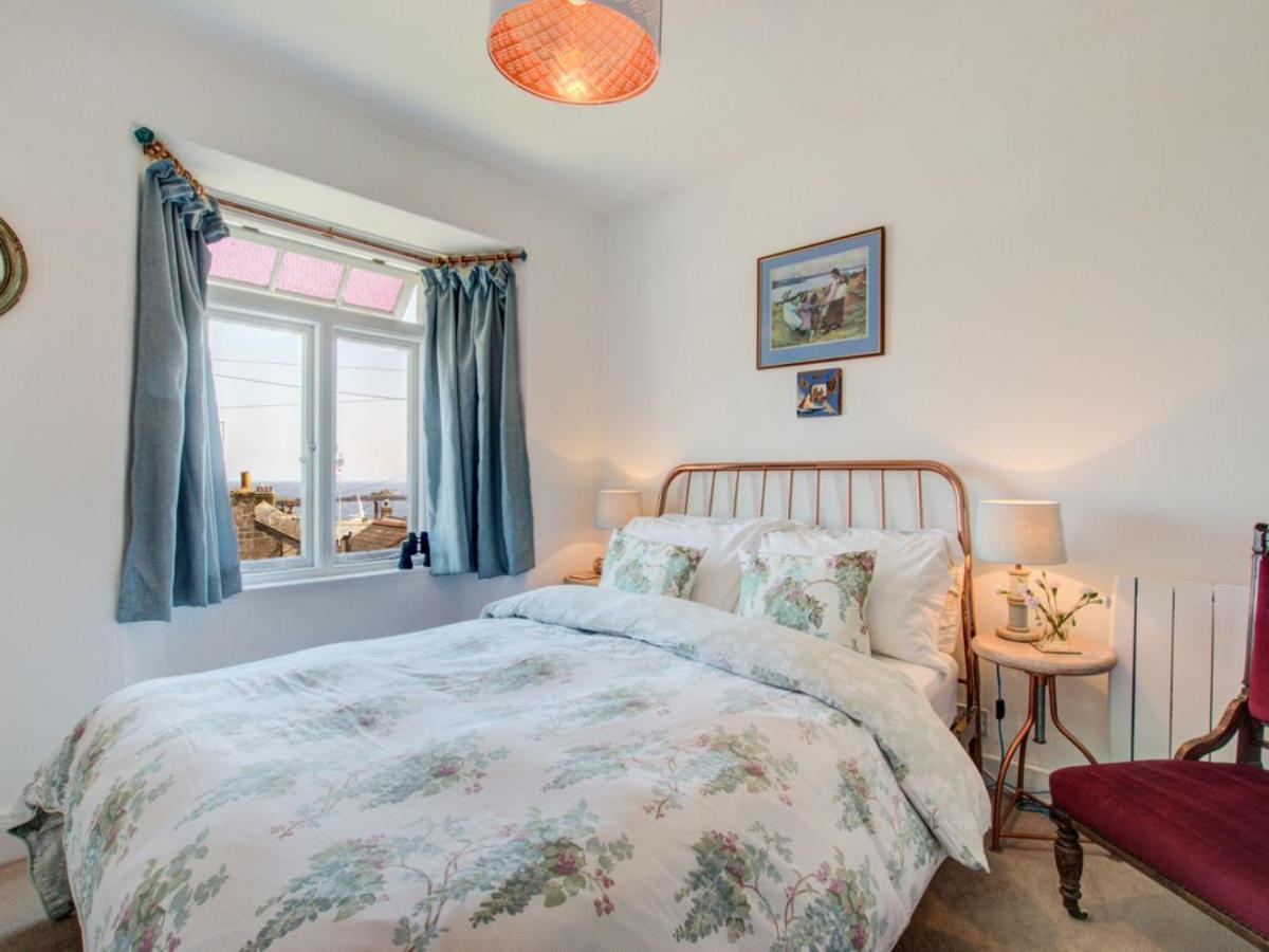 Finest Retreats - Cosy Mousehole Cottage With Sea Views Номер фото